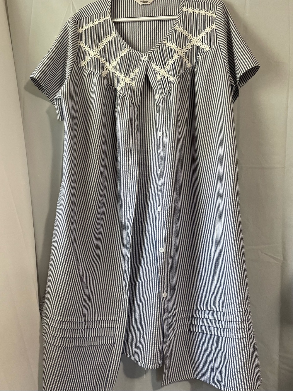 ViVI Navy & White Striped Button-Front Midi Dress with Lace Yoke